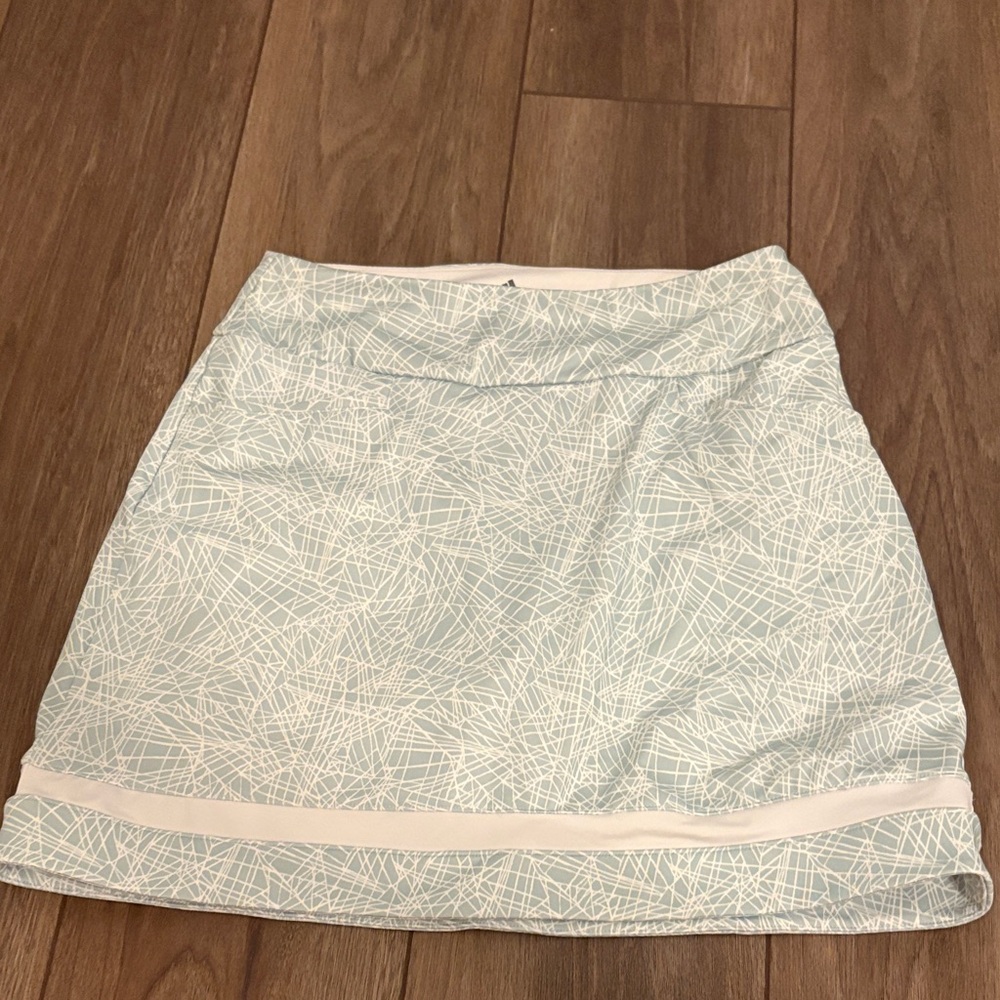 Stylish Women's Adidas Golf Skirt